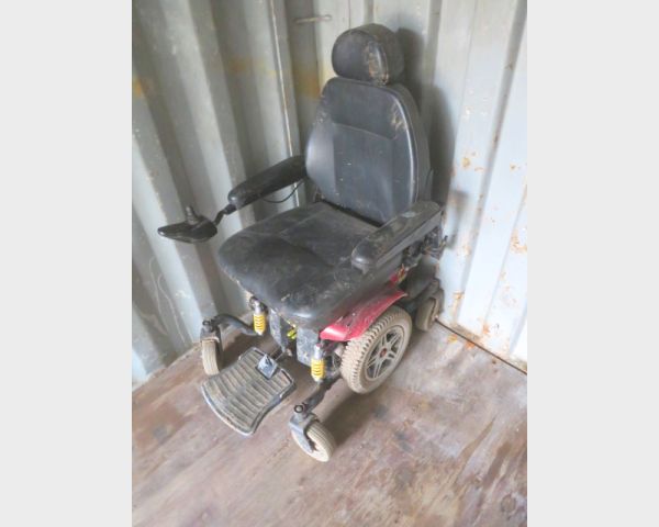 auction image