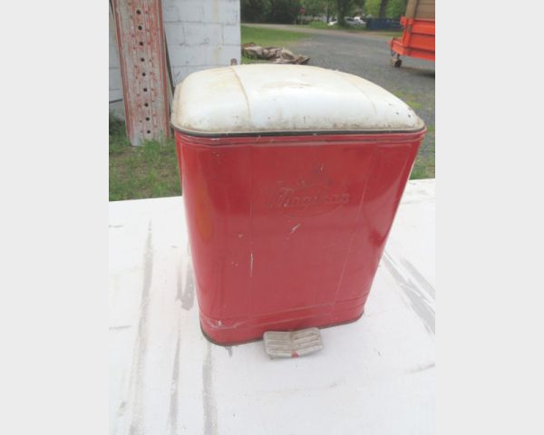 auction image