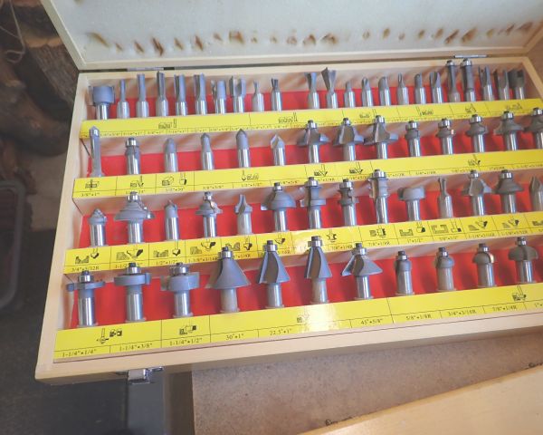 auction image