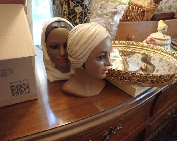 auction image