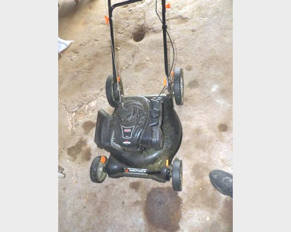 auction image