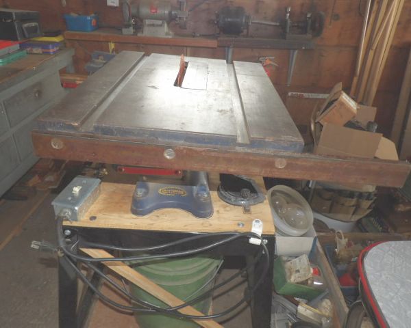 auction image