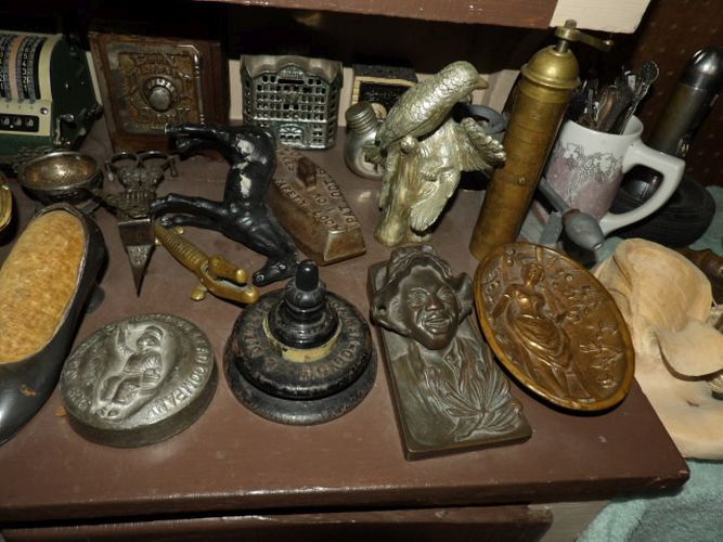 auction image