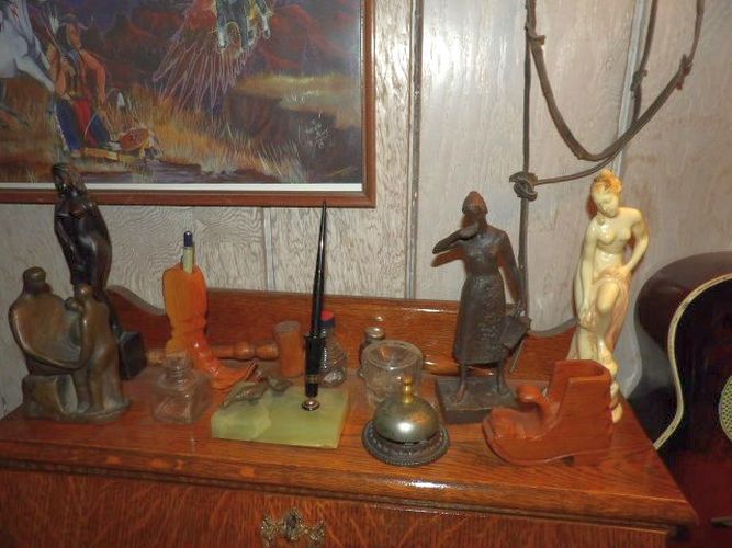 auction image