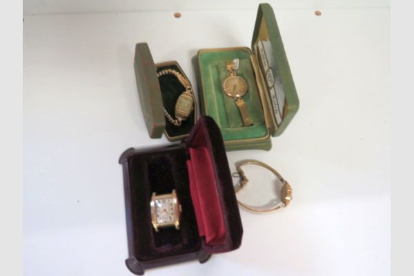 auction image
