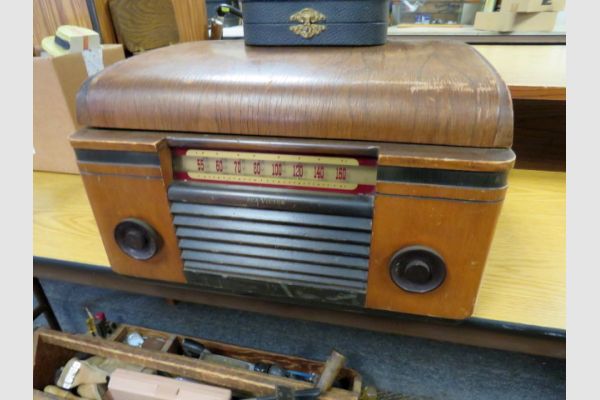 auction image