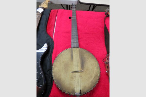 auction image