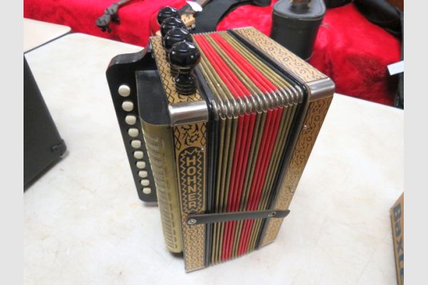 auction image
