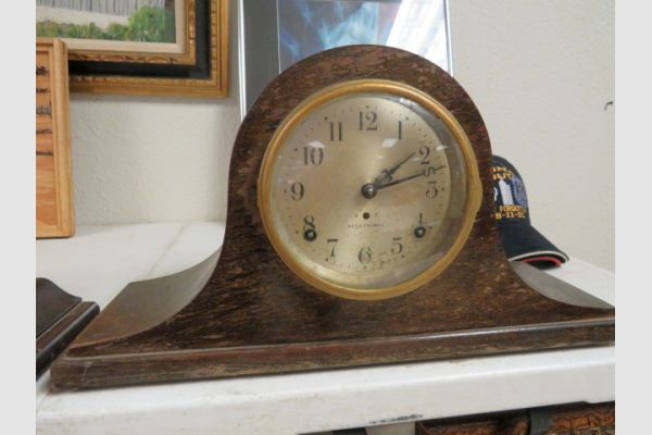 auction image