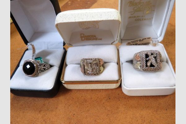 auction image
