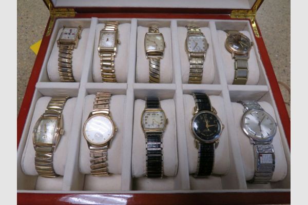 auction image