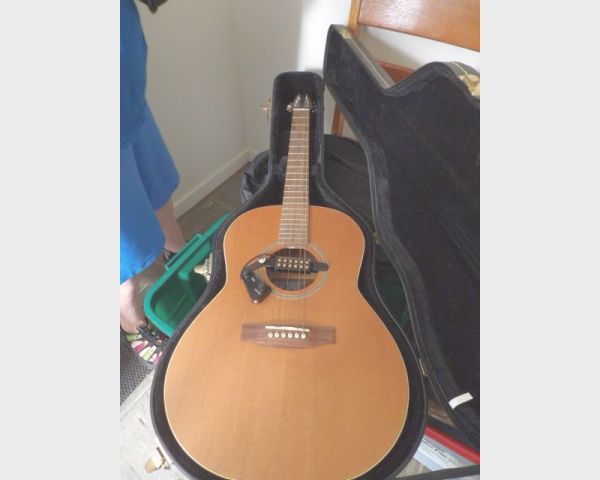 auction image