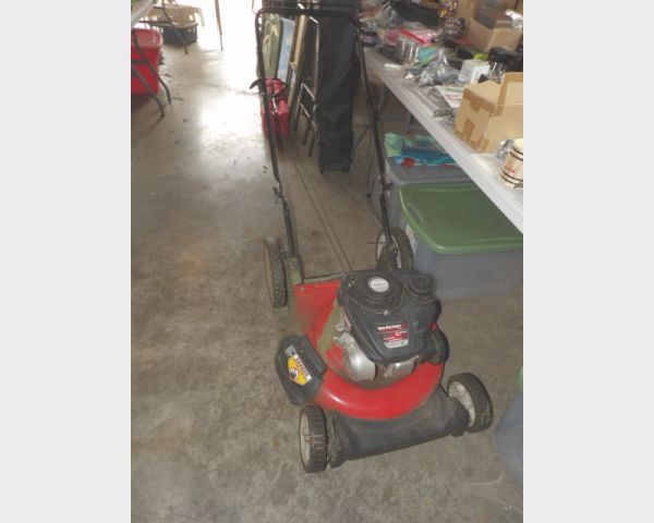 auction image