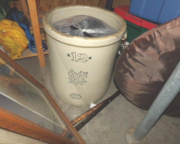 auction image